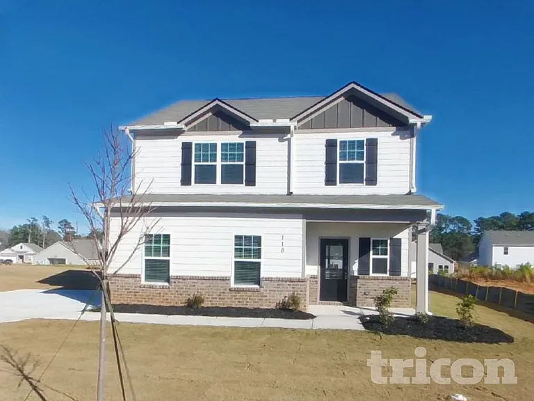 118 Avondale Blvd — Photo 2