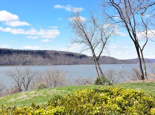 192 Warburton Ave, Hastings On Hudson, NY 10706
