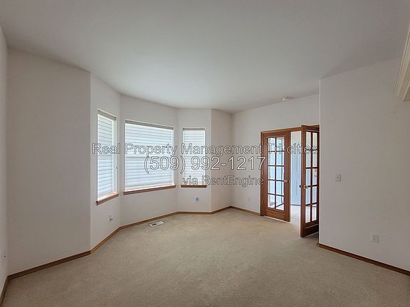 4th image of 4111 Joshua Dr