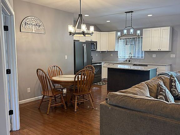 5th image of 505 Monticello Dr