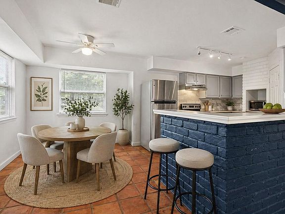 2nd image of 9006 Stone Brook Ln