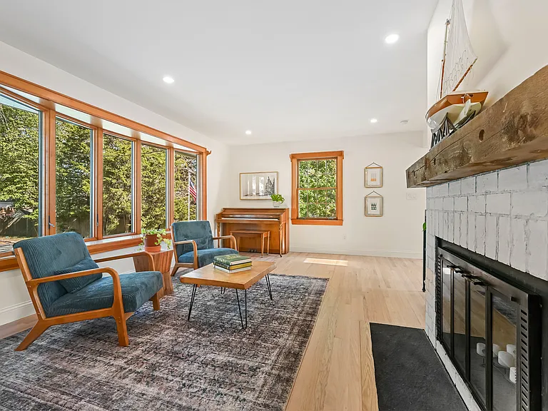 8 Millard St — Photo 5