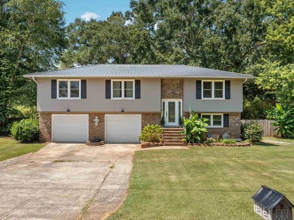 261 Moana Dr, Alexandria, AL 36250