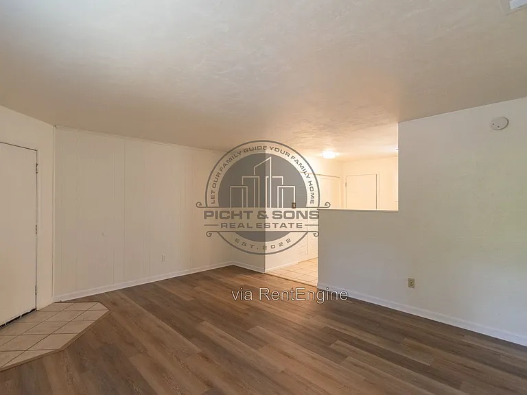 3721 Maria Cir — Photo 5