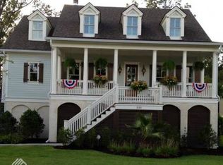 1519 Capel St, Mount Pleasant, SC 29466