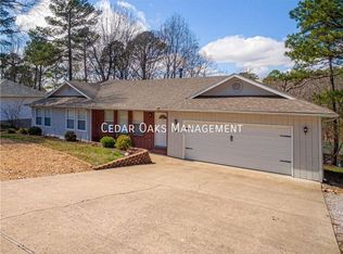 8 Rivercliff Rd, Rogers, AR 72756