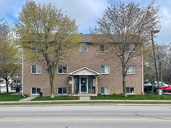 2nd image of 16 Wellington St W