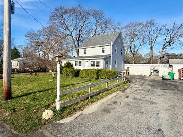 131 Canfield Ave, Warwick, RI 02889
