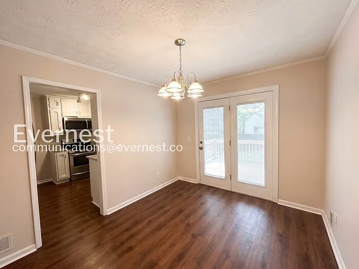 195 Poplar Way — Photo 9