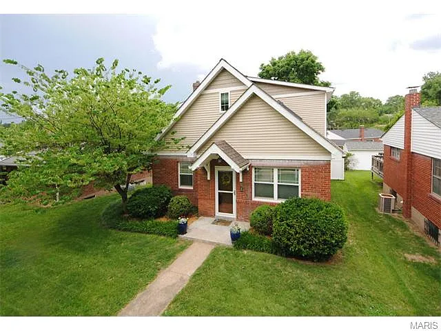 7685 Lindbergh Dr photo 1