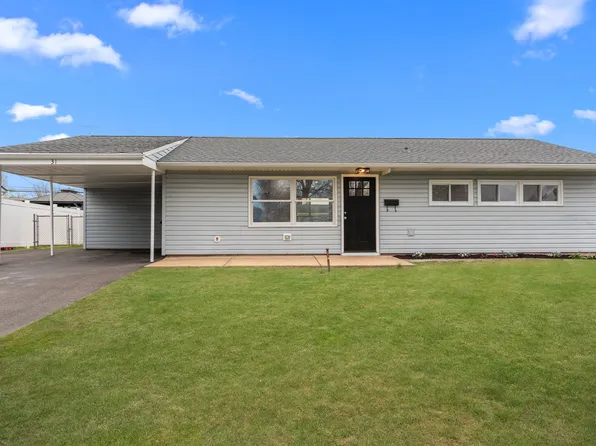 31 Pleasant Ln, Levittown, PA 19054