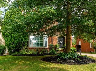 3651 Strathavon Rd, Shaker Heights, OH 44120