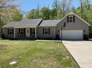 109 Myra Ln, Tullahoma, TN 37388