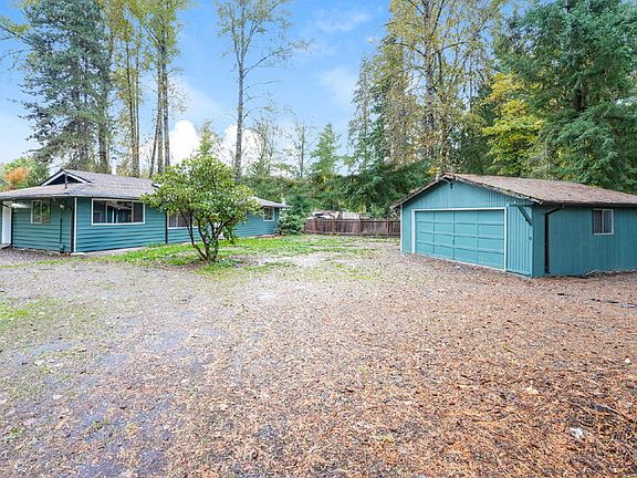 2nd image of 6825 180th St SE