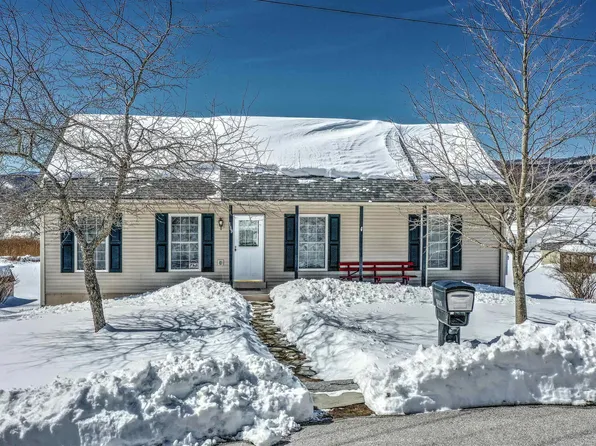 159 Russell Drive, Rutland Town, VT 05701