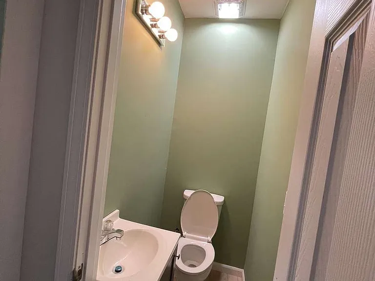 752 Diamond Ave — Photo 10