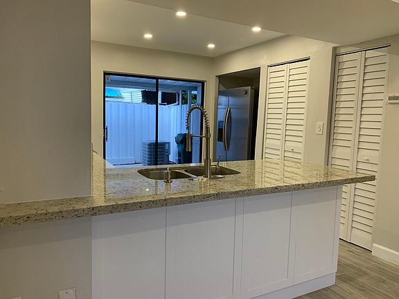 2nd image of 1917 SW 107th Ave APT 703