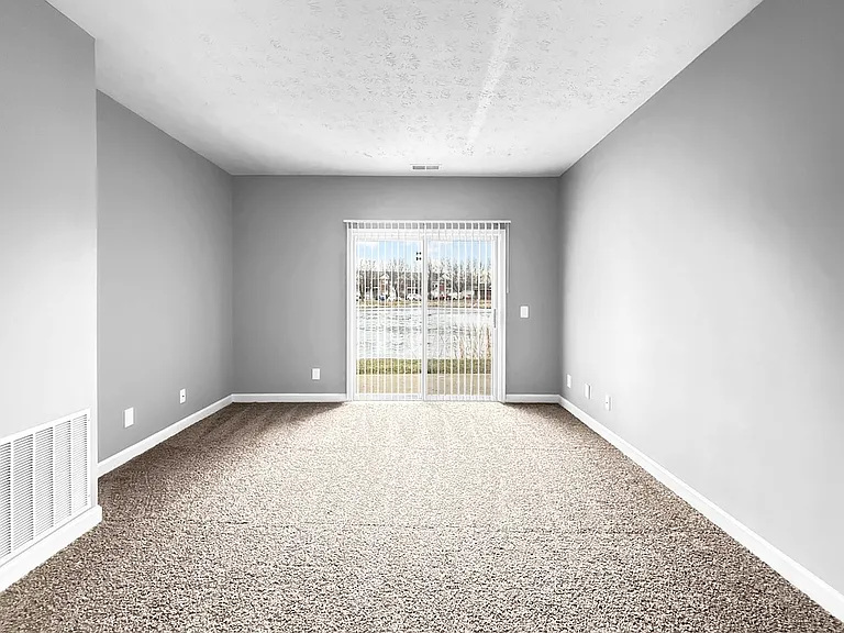 Cross Lake Apartments — Photo 164