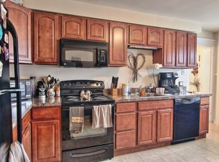 1103 South St APT 1, Pottstown, PA