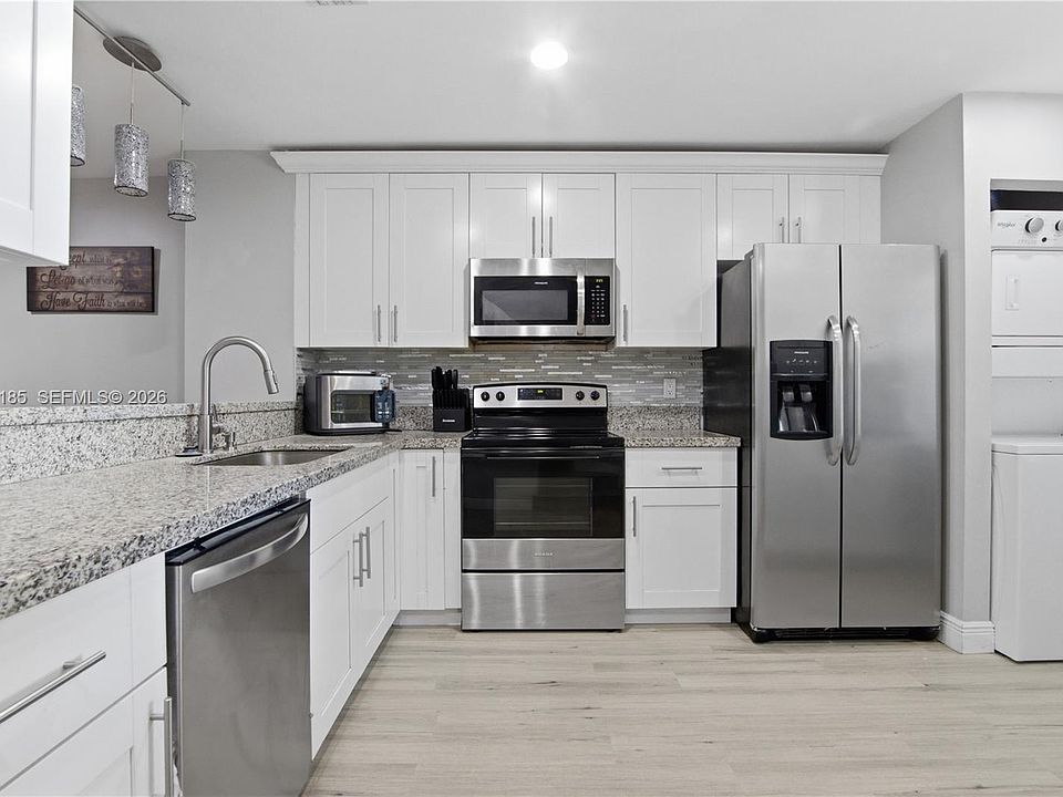 1st image of 2882 Coral Springs Dr