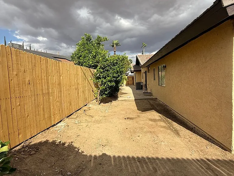 3012 Catalina Dr — Photo 25
