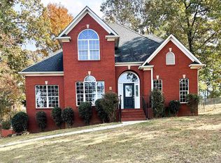 2738 Chesapeake Dr, Hueytown, AL 35023