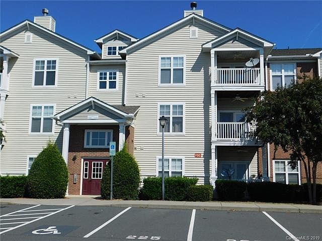 1st image of 11285 Hyde Pointe Ct
