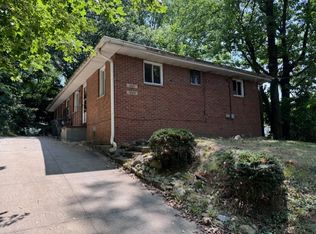 1921 Chestnut Ridge Blvd, Akron, OH 44314