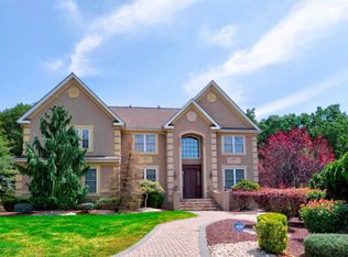 19 Monticello Ct, Morganville, NJ 07751