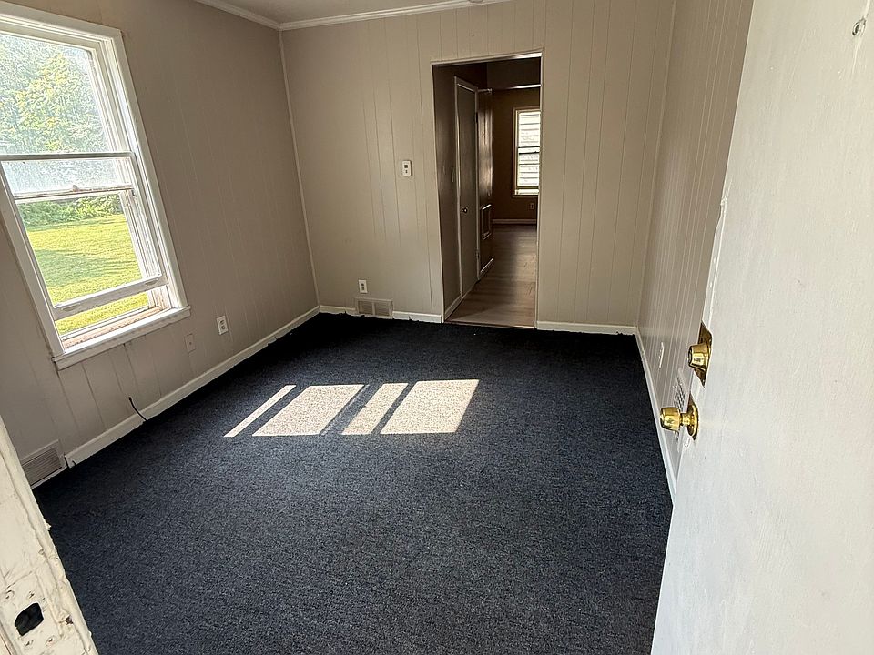 1st image of 2226 Cudaback Ave Floor 1