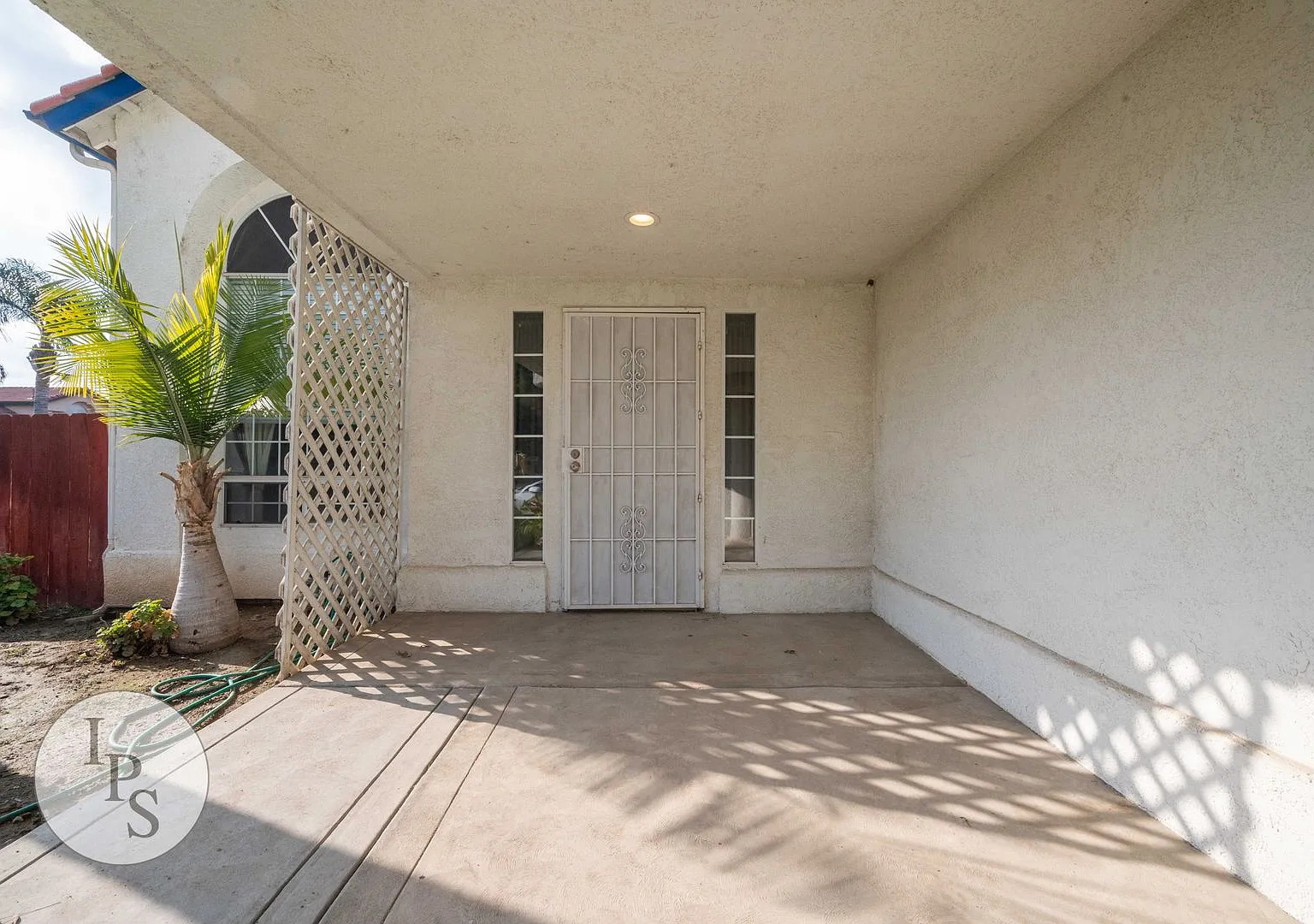 Clovis Eastside Home, 3BR/2.5BA, Built 1994 - Lots of Amenities! — Photo 3