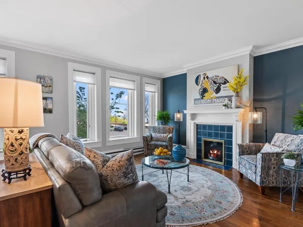 777 North Prospect AVENUE #South Tier Two/203, Milwaukee, WI 53202