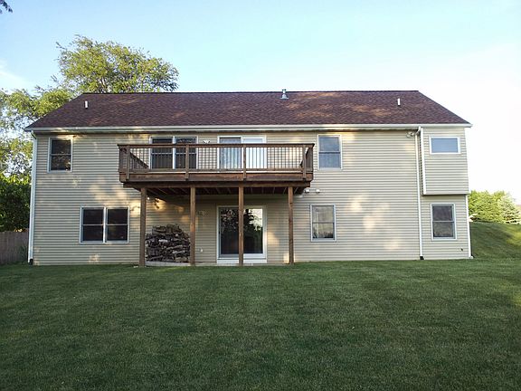 2nd image of 4255 Vista Dr