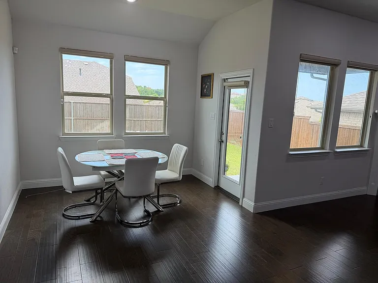 1313 Johnson Dr — Photo 12