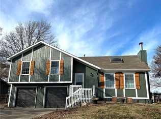 17420 S Agnes St, Gardner, KS 66030