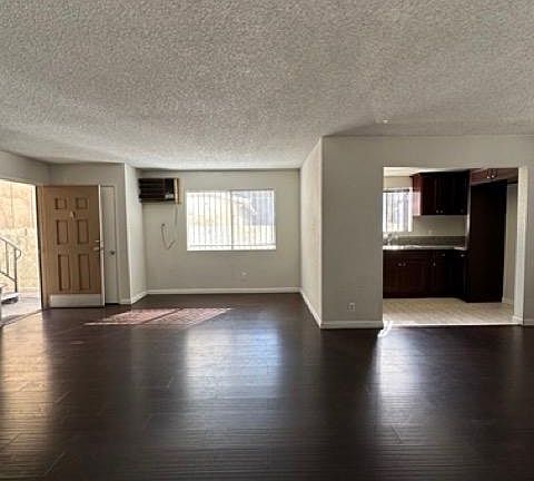 Living room & kitchen