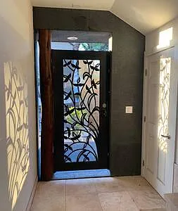 2 bed, 800 sqft, $3,400 — Photo 3