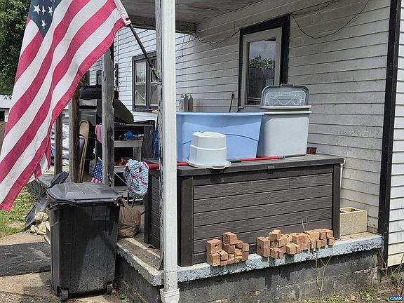 4th image of 18235 Lahore Rd