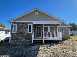 12 Woodside Ave, Earleville, MD 21919