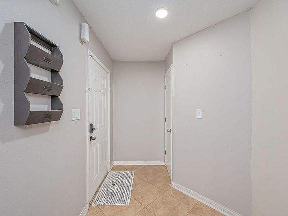 5th image of 710 Doyce Dr #C