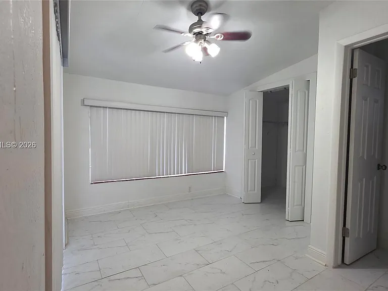 3325 S Lake Dr — Photo 13
