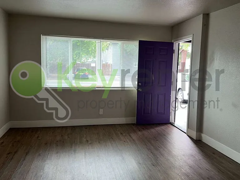 5720 Falconer Way #B — Photo 4
