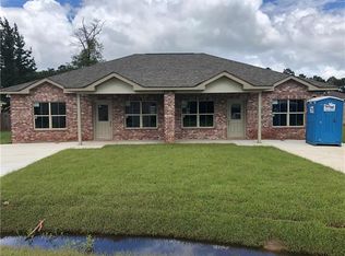 113 Village Oaks Blvd, Ponchatoula, LA 70454