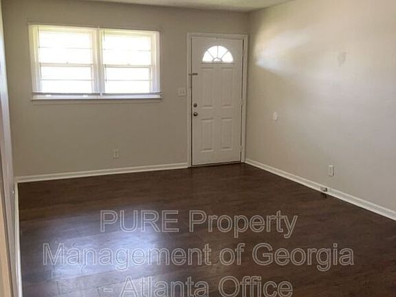 3rd image of 314 Sterling St