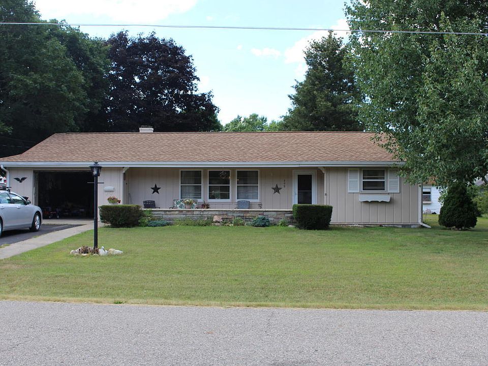 1st image of 309 Village Ln