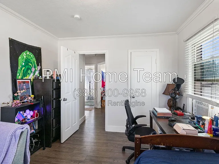 732 Campbell Hts #A — Photo 11