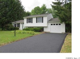 5064 Hackberry Ln, Clay, NY 13041