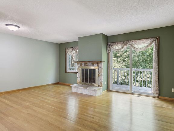 3rd image of 6625 Gretchen Ln N
