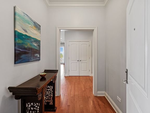 2nd image of 2811 N Bell Ave Unit 407