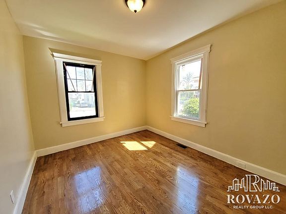 2nd image of 277 S Clinton St #2LA